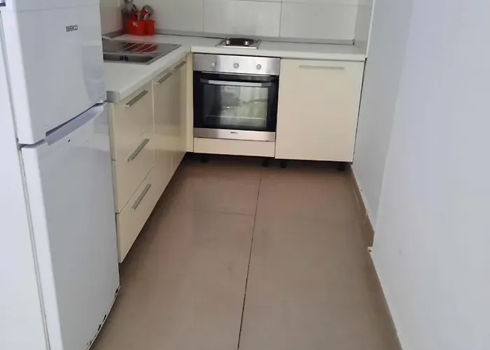 Resort Marea Golem (Tirana)