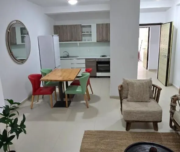 Marea 4* Golem (Tirana)