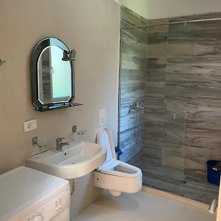 Marea 4* Golem (Tirana)