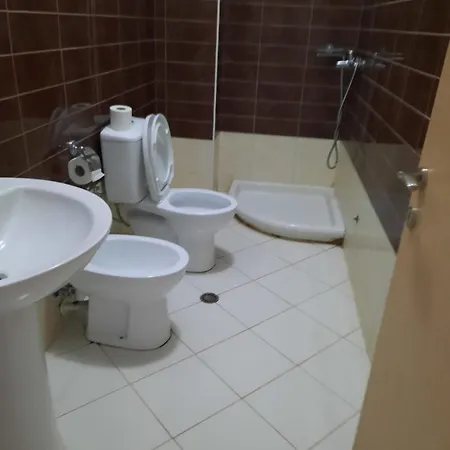 Marea Feriested Golem (Tirana)