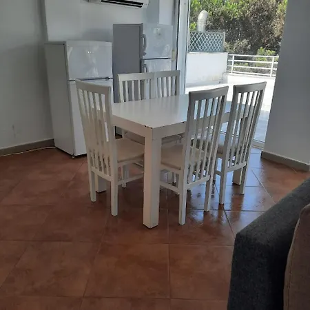 Marea Feriested Golem (Tirana)