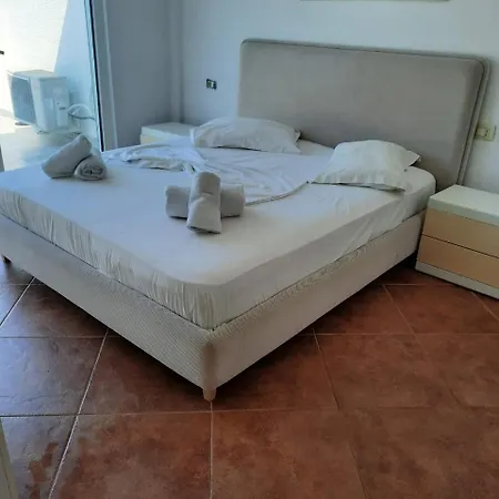 Marea 4* Golem (Tirana)